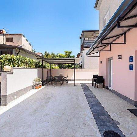 Rooms And Studio Flora Poreč Exterior foto