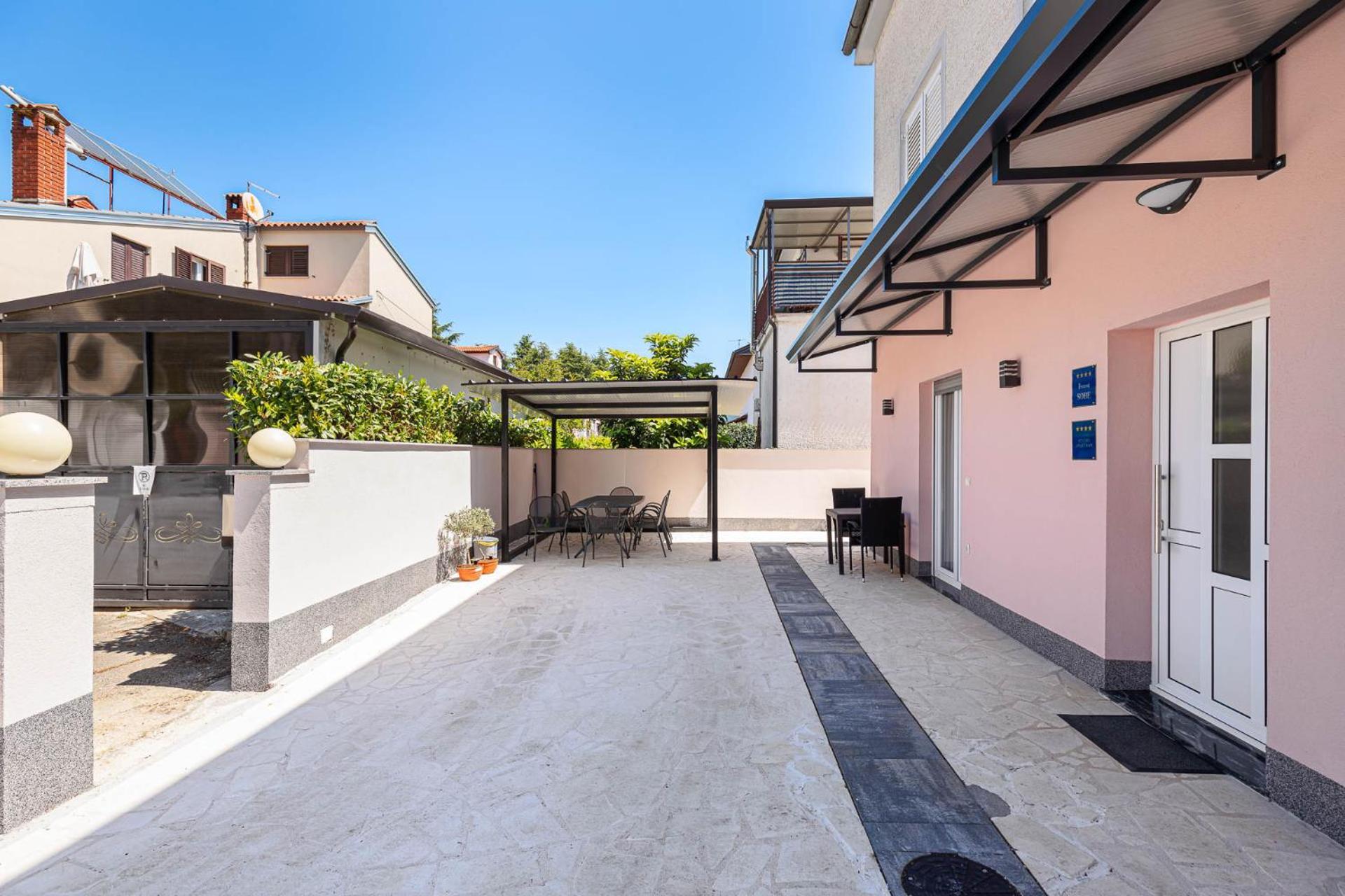 Rooms And Studio Flora Poreč Exterior foto